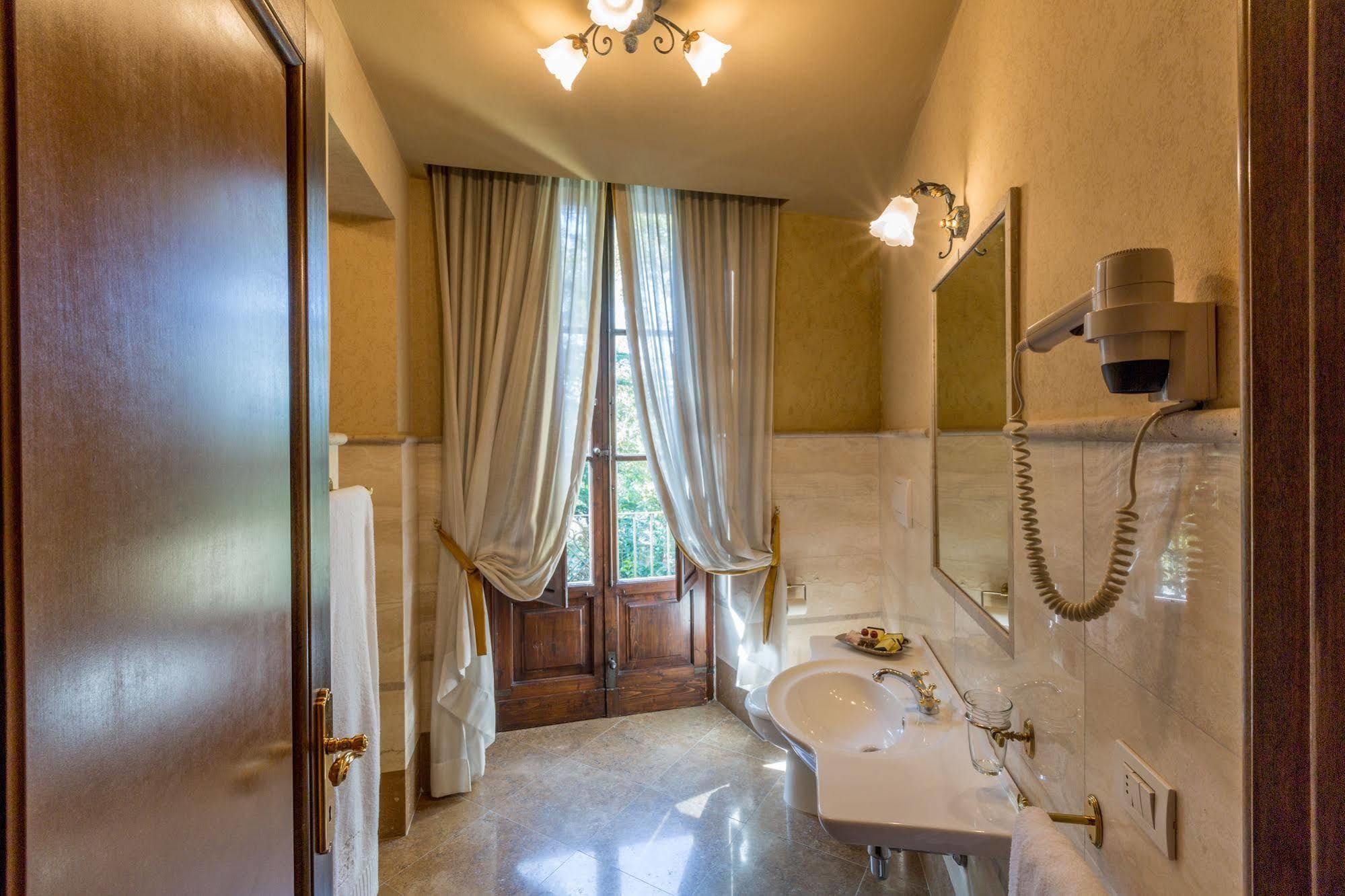 Corte Dei Tini Villa Vomano Exteriör bild