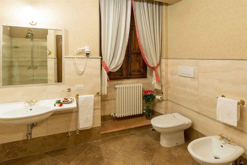 Corte Dei Tini Villa Vomano Exteriör bild