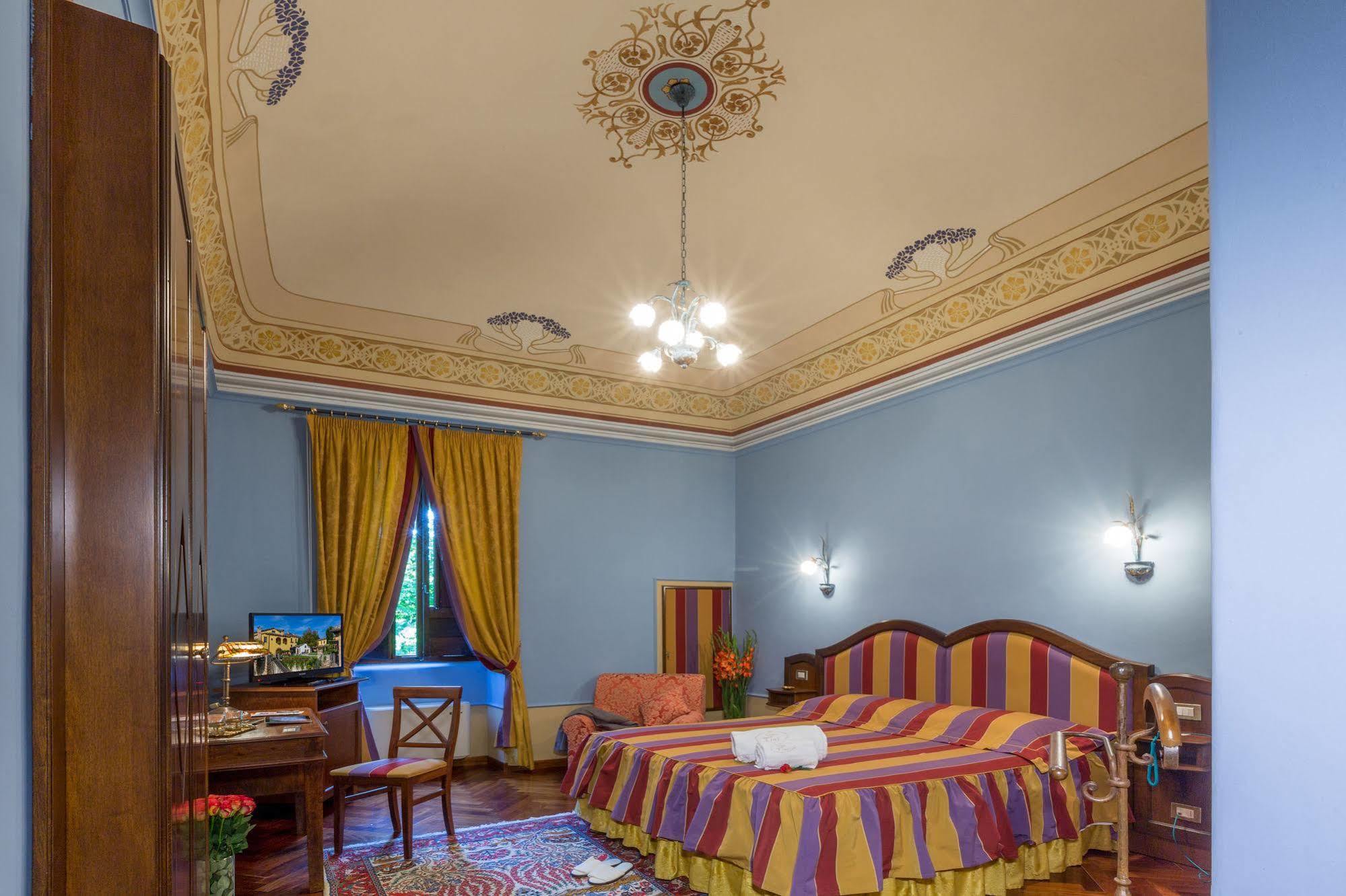 Corte Dei Tini Villa Vomano Exteriör bild