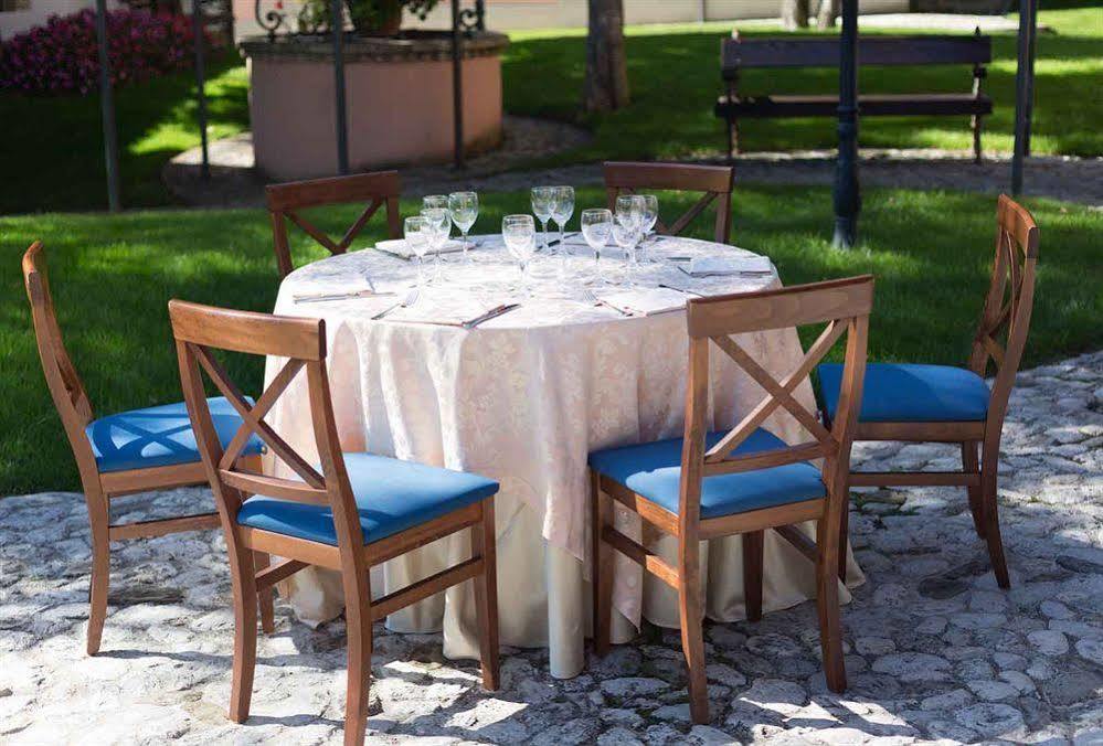Corte Dei Tini Villa Vomano Exteriör bild