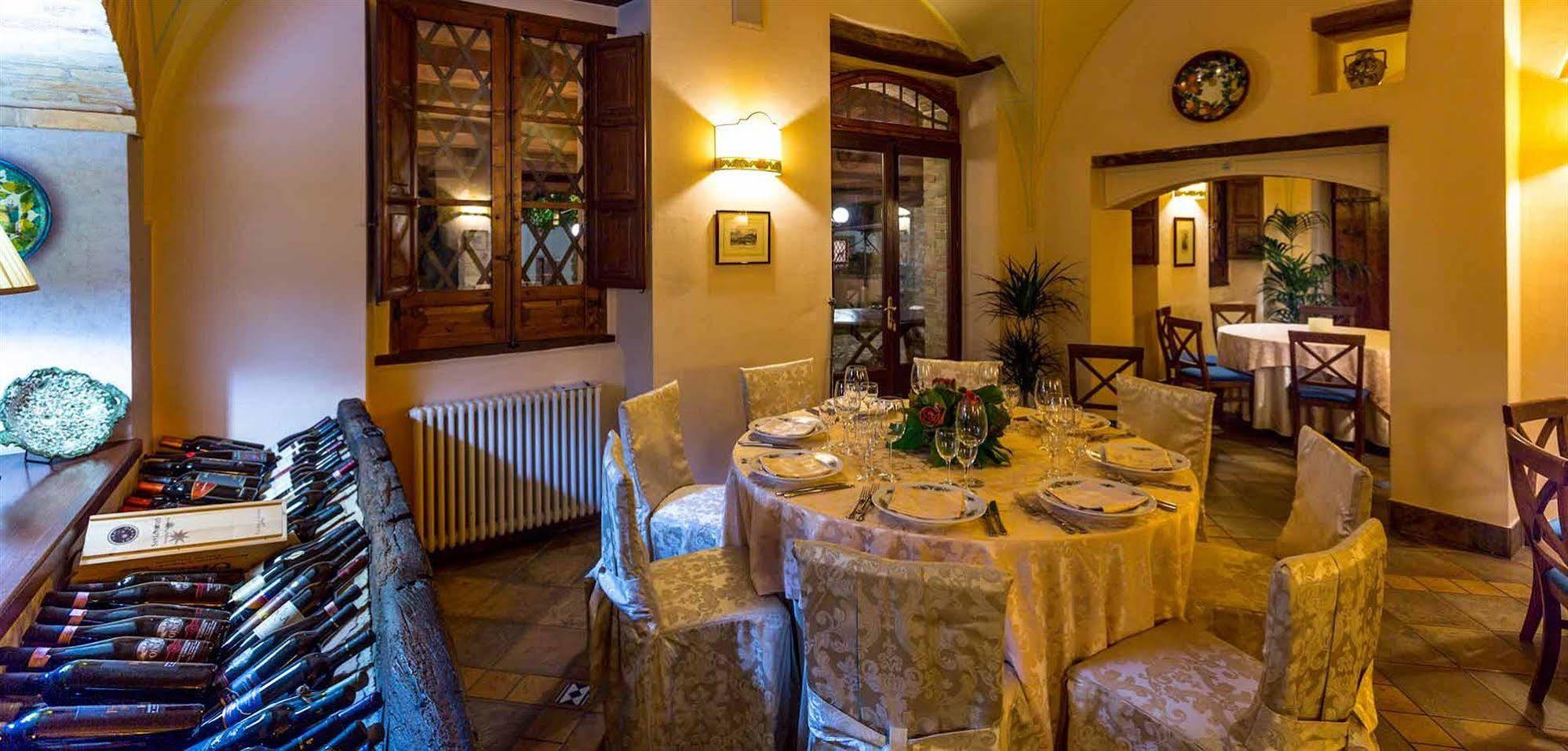 Corte Dei Tini Villa Vomano Exteriör bild